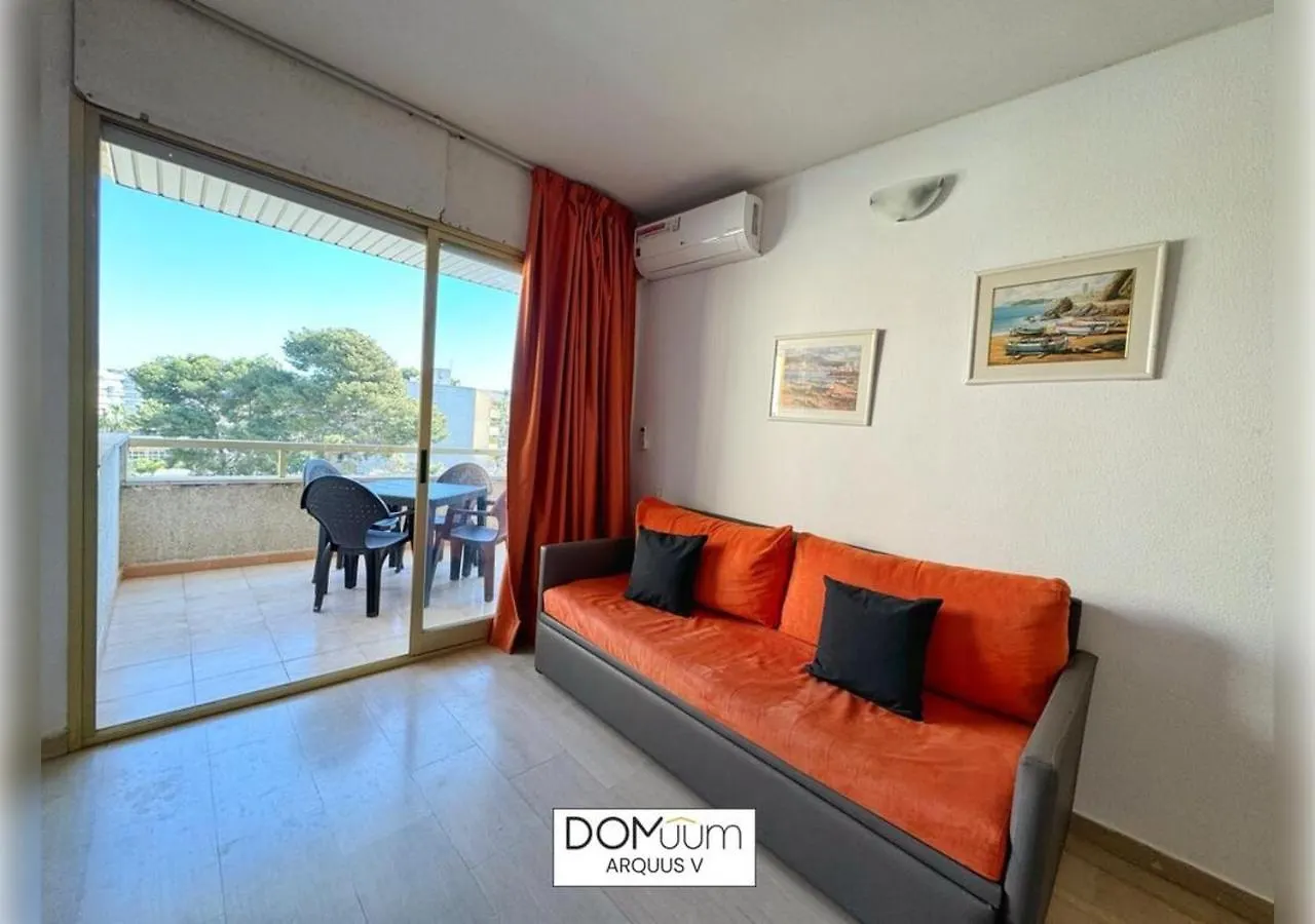 Domuum Holidays - Arquus V Salou Apartment